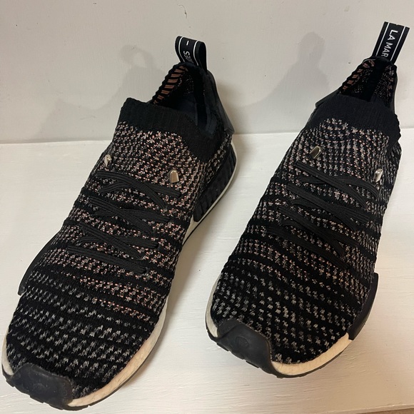 Men’s Adidas size 12 NMRD1 knit shoes - Picture 4 of 5